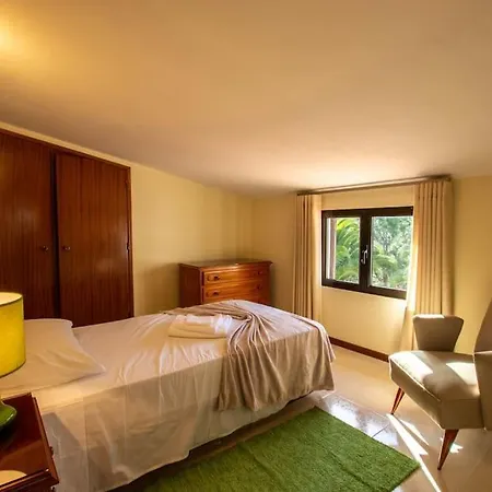 A House With A View Vila